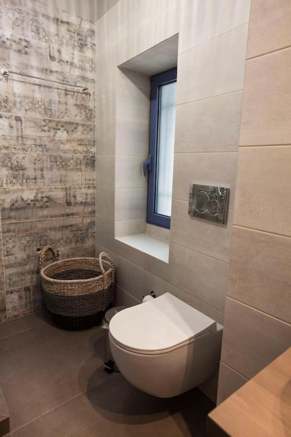 Pagrati Hilton Location Bentzi Family Suite 5 Athens Ngoại thất bức ảnh